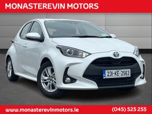 Toyota Yaris 1.5 HYBRID LUNA 4DR AUTO - APPLE CARP - Image 3