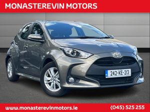 Toyota Yaris HYBRID 115 LUNA - APPLE CARPLAY / AND - Image 3