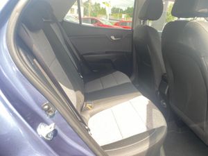 Kia Stonic 1.0 K2 MY25 MT - Image 4