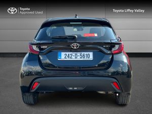 Toyota Yaris Yaris Hybrid 115 Luna - Image 4