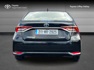 Toyota Corolla LUNA SALOON 4DR AUTO HYBRID - Image 4