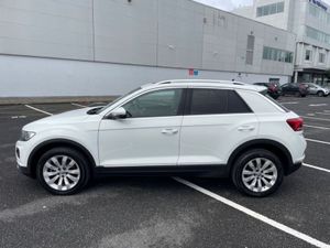 Volkswagen T-Roc 1.5 Tsi  Sport Model  PAN Slidin - Image 4