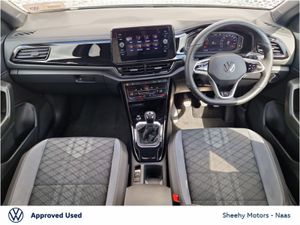 Volkswagen T-Roc R-line 1.0tsi  Rear Camera  Blac - Image 3