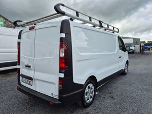 RENAULT TRAFIC INCLUDES VAT - Image 4