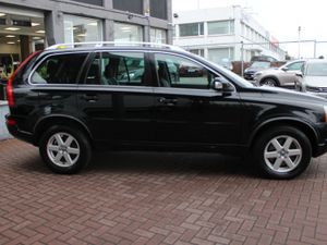 VOLVO XC90  2.4D5 ES AWD D5 AUTO 200BHP 5DR 7SEATS - Image 3