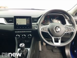 Renault Captur Iconic - Image 2