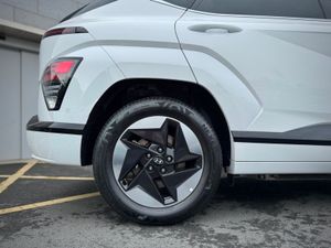 Hyundai Kona Kona EV Platinum 65kwh  Demo Sale - Image 2