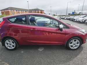 FORD FIESTA 1.0 ZETEC AUTOMATIC - Image 4