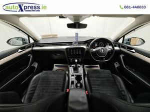 Volkswagen Passat 2.0 TDI Elegance Line Automatic, - Image 2