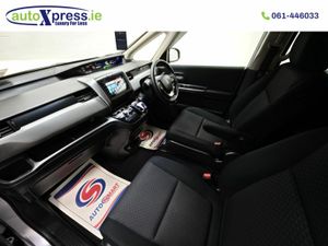 Honda Freed 1.5 HYBRID G SE Automatic, Reversing c - Image 4