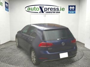 Volkswagen Golf 1.2 TSI Automatic, Reversing camer - Image 3