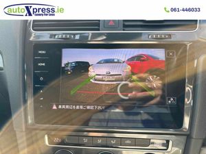 Volkswagen Golf 1.2 TSI Automatic, Reversing camer - Image 4