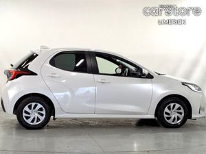 Toyota Yaris 1.0 PET Auto 5DR - Image 2