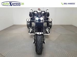 YAMAHA FZS Custom built exclusive peace of art - Image 2