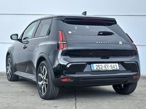 Renault 5 Ev40 150hp Techno - Image 4