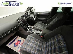 Volkswagen Golf GTE ADVANCE 1.4 DSG Hybrid Automat - Image 4
