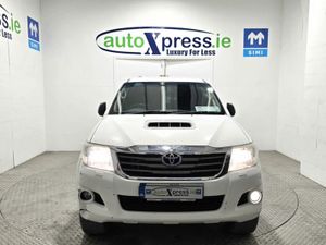 Toyota Hilux 2.5 D4D Icon D/C 4WD Reversing camera - Image 3