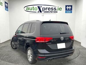 Volkswagen Touran 2.0 TDI Automatic, Reversing cam - Image 3