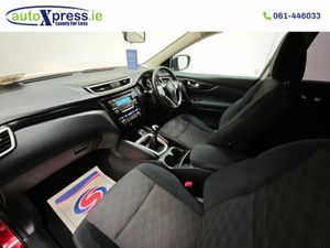 Nissan Qashqai 1.5 DSL SV 4DR - Image 4