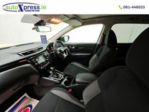 Nissan Qashqai 1.5 DSL SV DCT Automatic, Reversing - Image 4