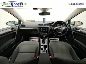 Volkswagen Golf 1.2 TSI Automatic, Reversing camer - Image 2