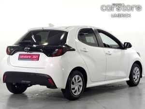 Toyota Yaris 1.0 PET Auto - Image 3