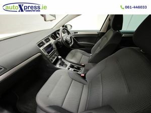 Volkswagen Golf Estate 1.2 TSI Automatic, Reversin - Image 4