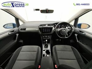 Volkswagen Touran 2.0 TDI Automatic - Image 2