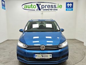 Volkswagen Touran 2.0 TDI Automatic - Image 3