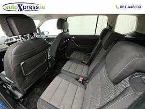 Volkswagen Touran 2.0 TDI Automatic - Image 4