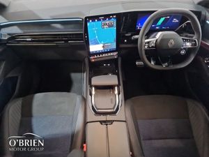Renault Rafale E-tech Plug-in Hybrid 300 Esprit A - Image 2