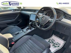 Volkswagen Passat 2.0 TDI ELEGANCE LINE Automatic, - Image 2