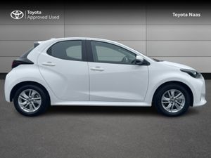 Toyota Yaris HYBRID LUNA 4DR AUTO - Image 3