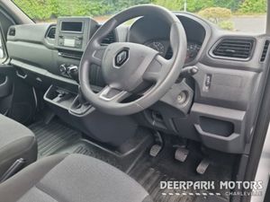 Renault Master Master FWD Mm33 Blue DCI 135 B - Image 2