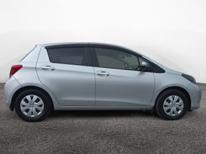 Toyota Vitz Automatic Very Low Millage - Image 4