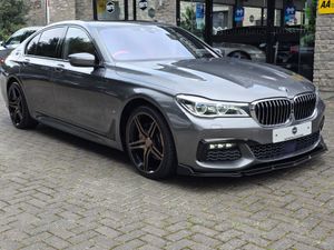 2017 BMW 740E M-SPORT AUTO.HUGE SPEC. - Image 4
