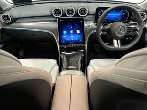 Mercedes-Benz C-Class C200 D AMG Line Edition - Image 4