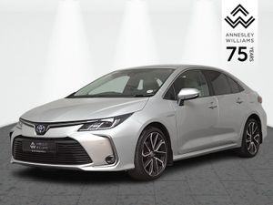 Toyota Corolla 1.8 Hybrid Sol Saloon - Image 4