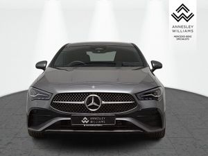 Mercedes-Benz CLA Cla220d AMG Line Executive - Image 3