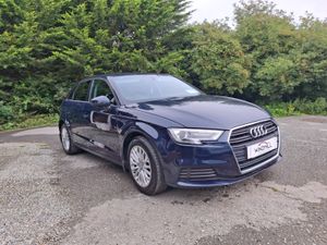 AUDI A3 1.6 TDI SE TECHNIK SPORTBACK 2018(18) - Image 2