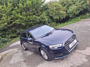 AUDI A3 1.6 TDI SE TECHNIK SPORTBACK 2018(18) - Image 4