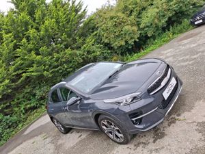 KIA XCEED PHEV 5DR AUTO 2020(20) - Image 4