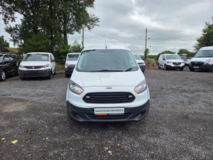 Ford Transit Courier - Image 4