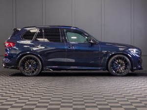 222 BMW X5 X-Drive 45e M-Sport - Image 2