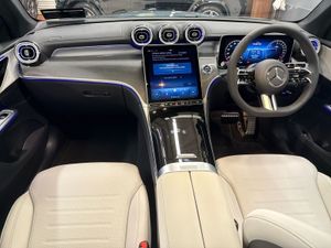 Mercedes-Benz GLC GLC 300E 4 Matic AMG Line Plus - Image 4