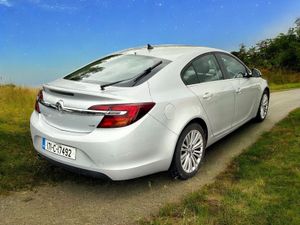 Vauxhall Insignia 2.0 CDTI ECOFLEX DESIRE DESIGN L - Image 2