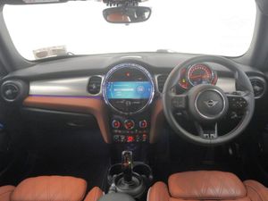 MINI HATCH 3-door Cooper Exclusive - Image 4