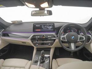 BMW 5 Series 520d M Sport Saloon - Image 4