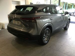 Nissan QASHQAI 1.3 Petrol SV Very Low kms - Image 2