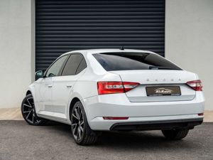 Skoda Superb AMB 2.0 TDI Auto  sportline Sty - Image 3